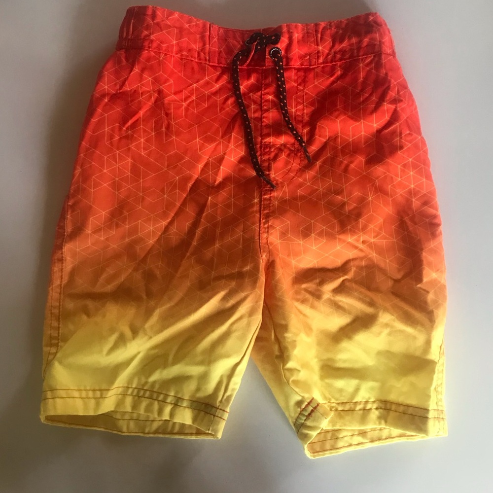 Tahari Boy Swim trunk with mesh lining Size 7